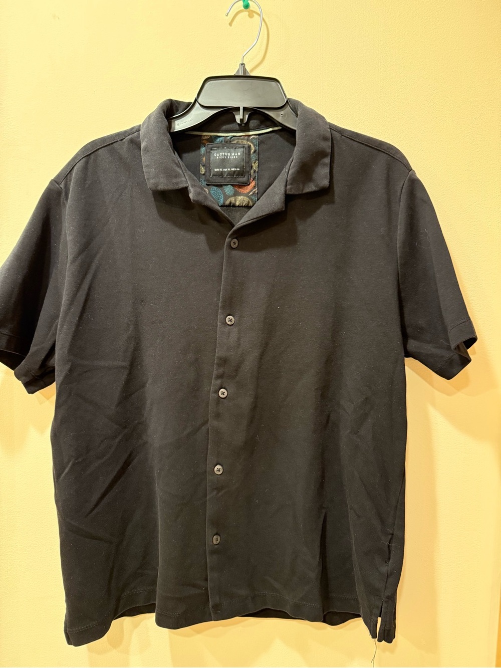 Cactus Black Short-Sleeve Button Down Shirt